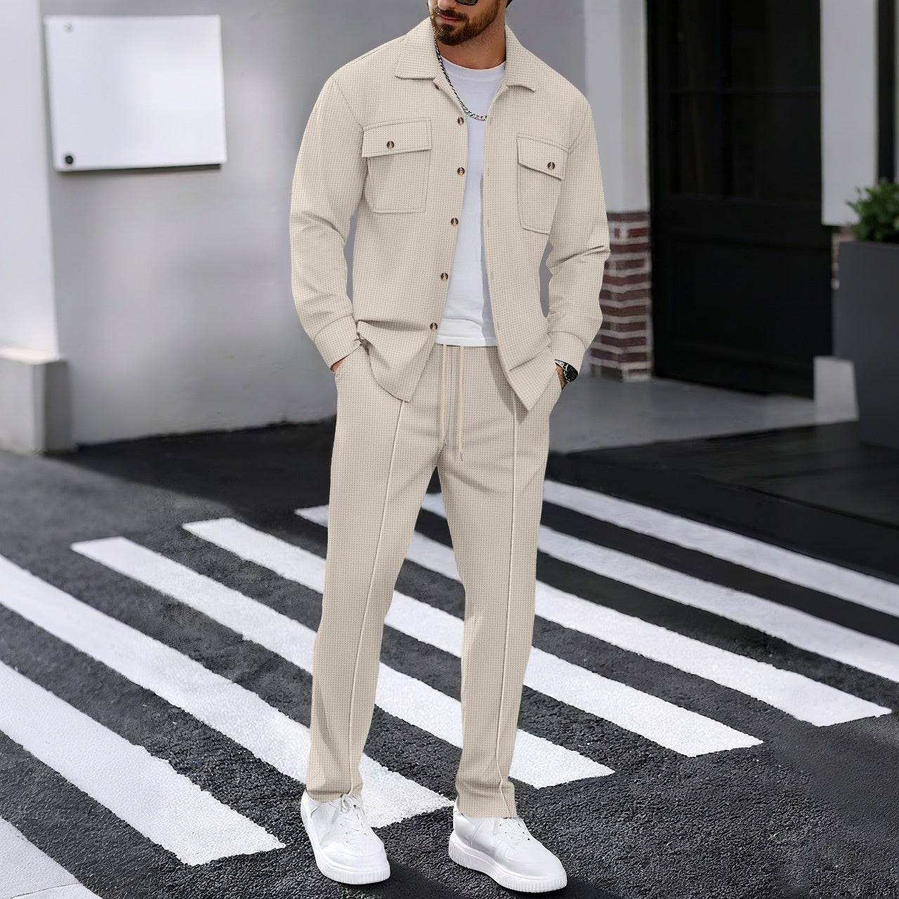 Ensemble deux pièces cardigan et chemise gaufré a manche longue et pantalon deux pièces.