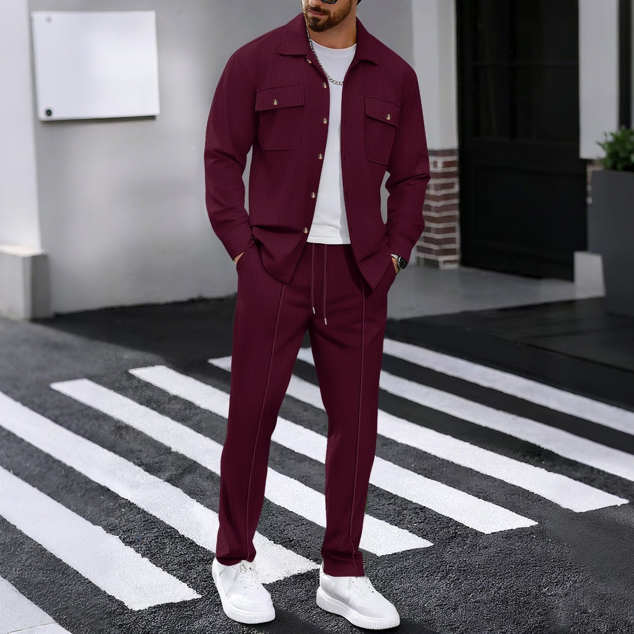 Ensemble deux pièces cardigan et chemise gaufré a manche longue et pantalon deux pièces.